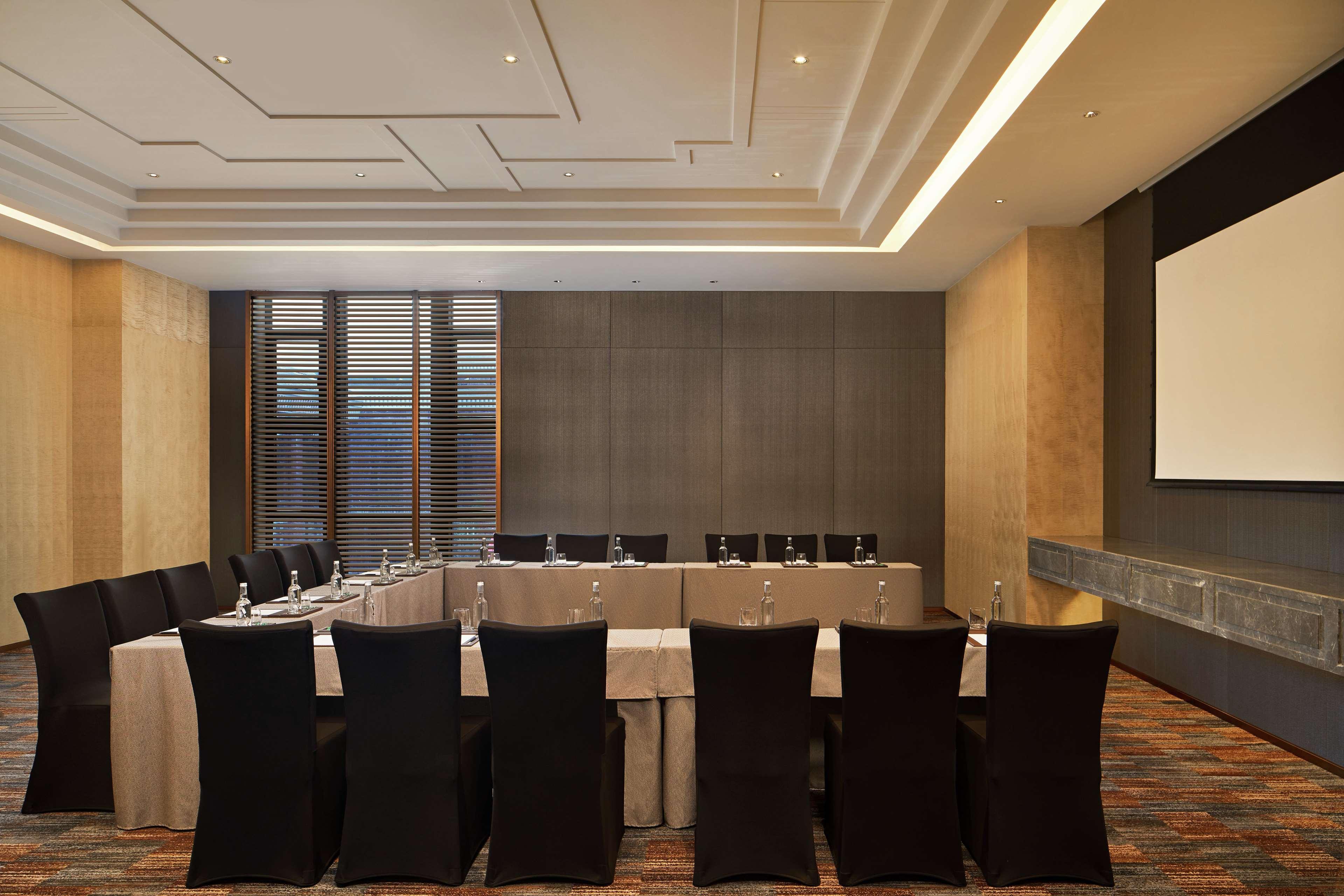 Conrad Tianjin Hotel Buitenkant foto